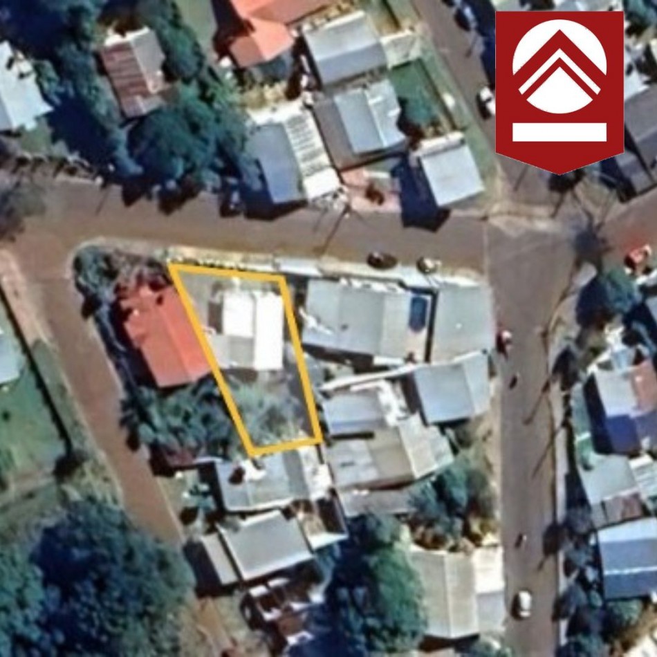 SE VENDE CASA CENTRICA